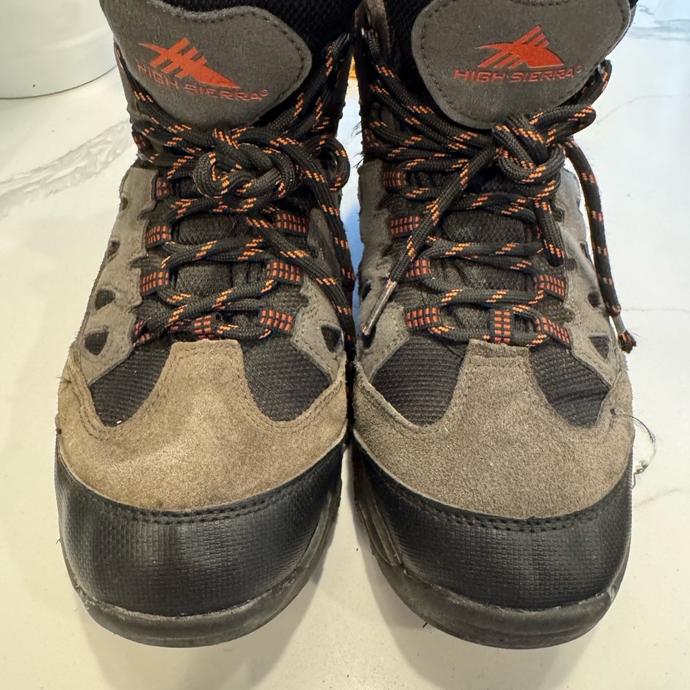 High Sierra Hiking Boots - Black and Tan